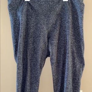 OLD NAVY ACTIVE CHARCOAL GRAY LEGGINGS